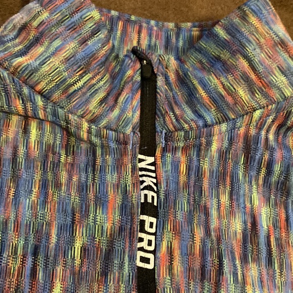 Nike Hyperwarm Running Shirt - Picture 3 of 8